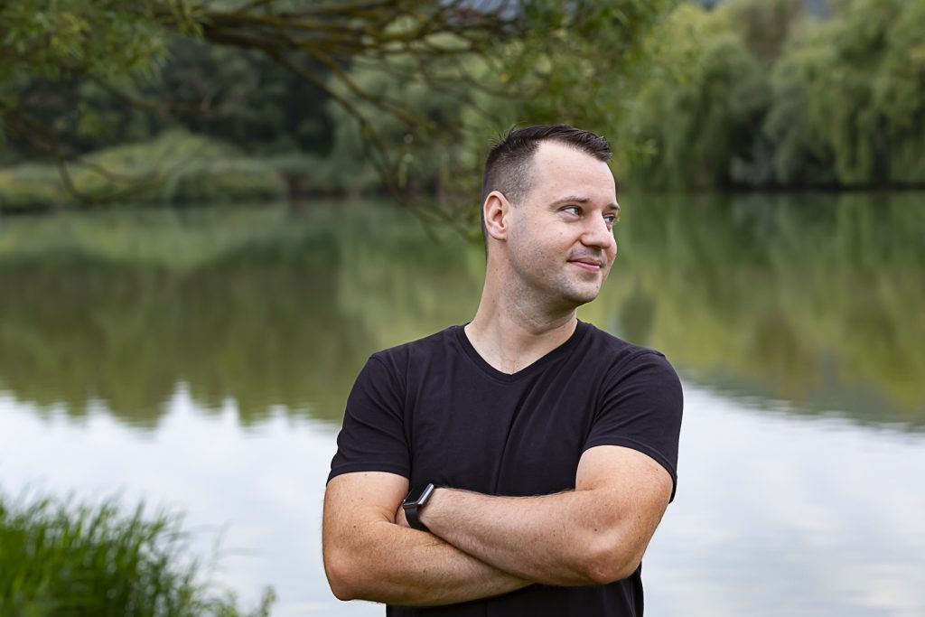 Kapitány Attila profilképe